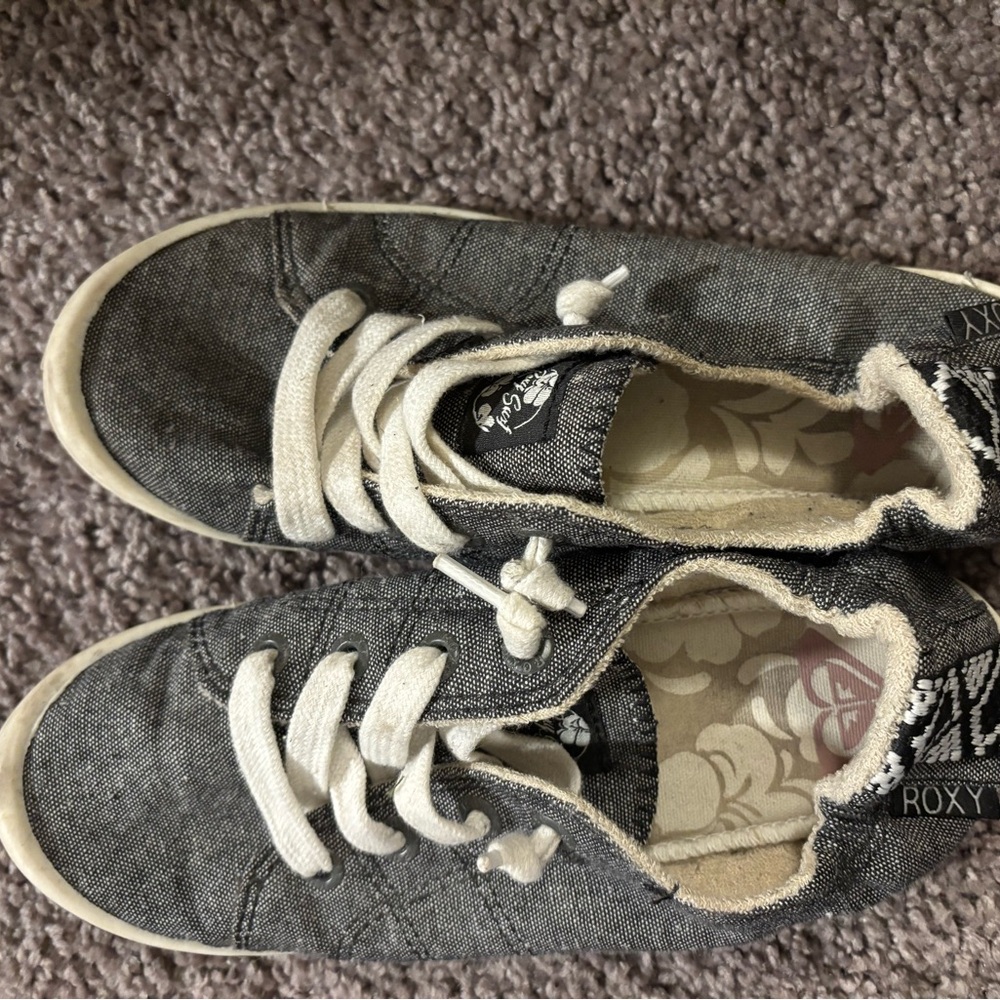 Roxy Shoes - Black and White Pattern